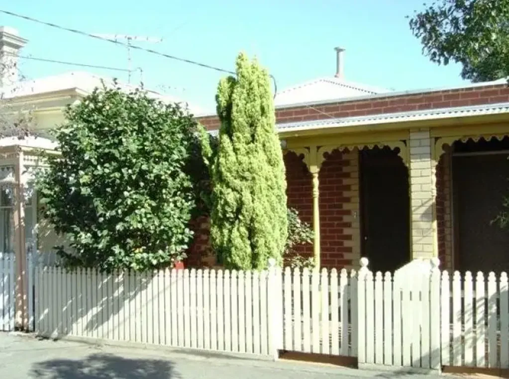 Prime Location - single fronted terrace