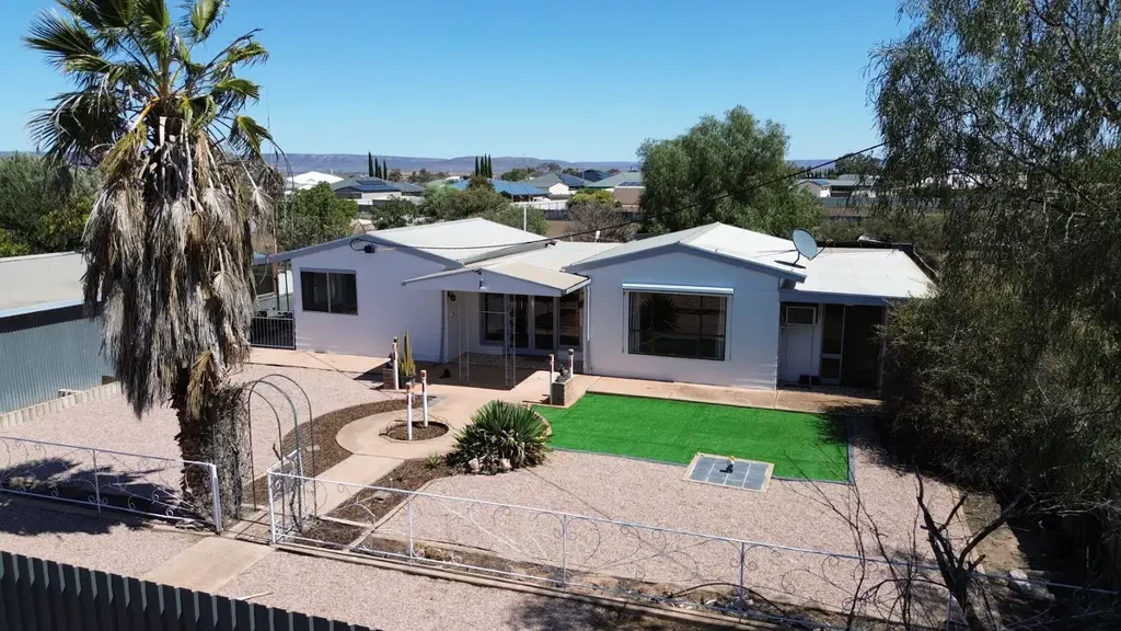 25 Smoker Street, Stirling North, SA 5710