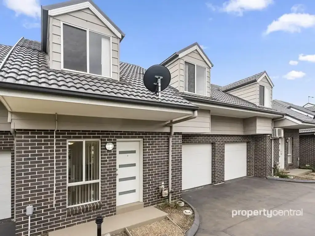 WELL PRESENTED THREE BEDROOM TOWNHOUSE