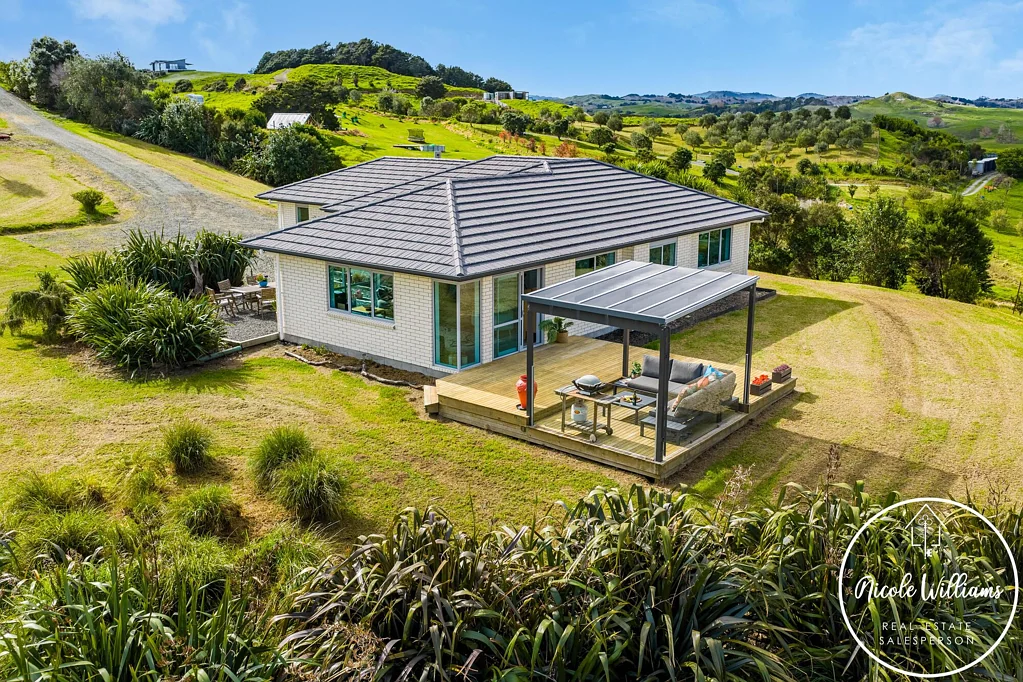 Whakapirau 4कमरा 11 acres Lifestyle Property