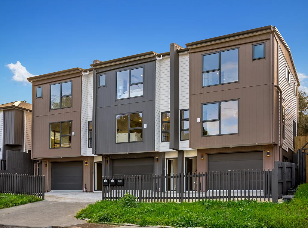 Hillsborough 3कमरा Final 2! - 3 Bedrooms + Garage Included