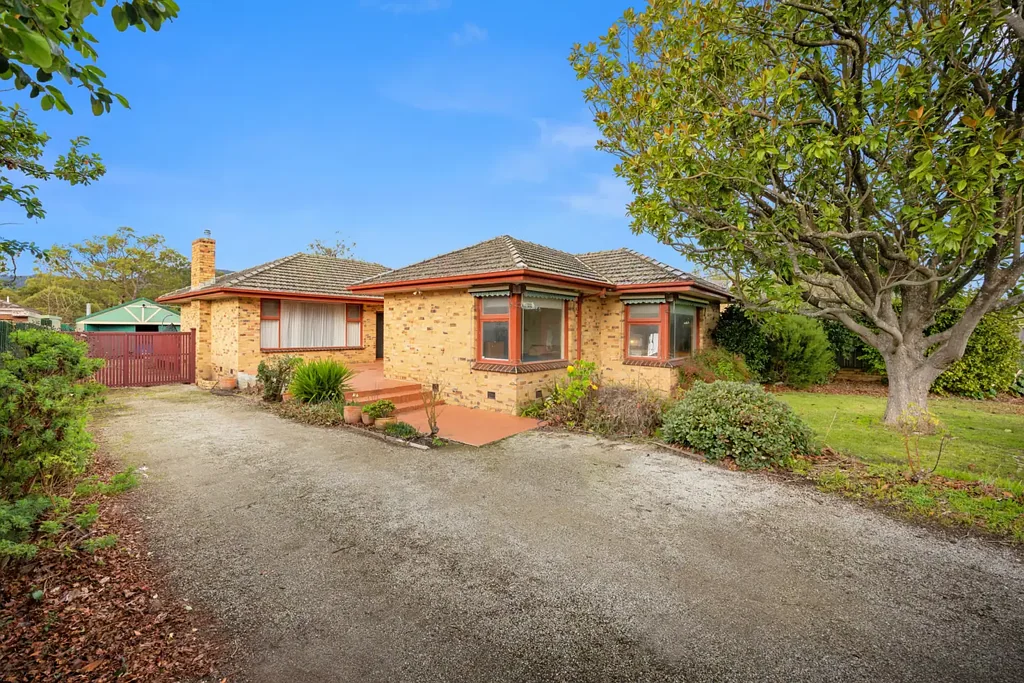 24 Iris Crescent, Boronia, VIC 3155