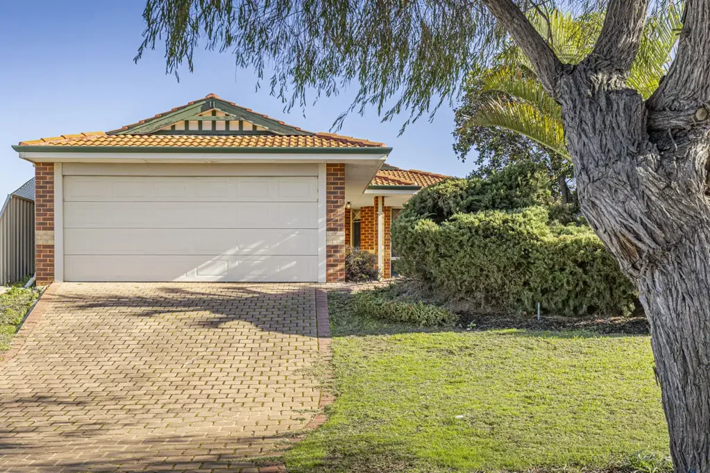 26 Coatbridge Circuit, Kinross, WA 6028