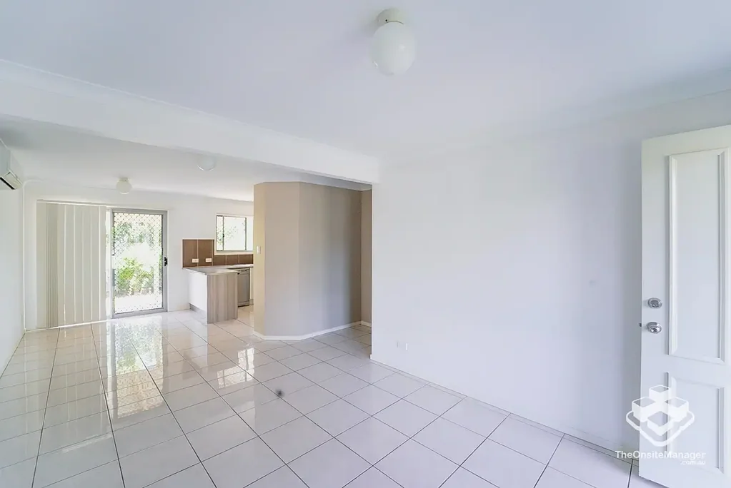 For lease:  75 Outlook Place, Durack