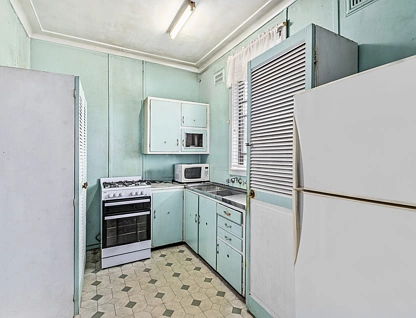 33 Pineleigh Road, Lalor Park, NSW 2147, 3 कमरे, 1 बाथरूम, House