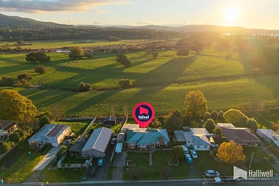 Latrobe 3房  Country Views. Town Convenience.