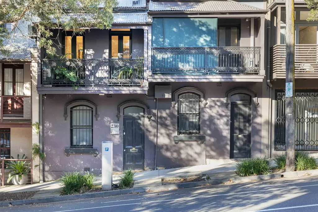 Darlinghurst 4 Bedroom 2 x terraces combined on 170sqm / residential or comercial