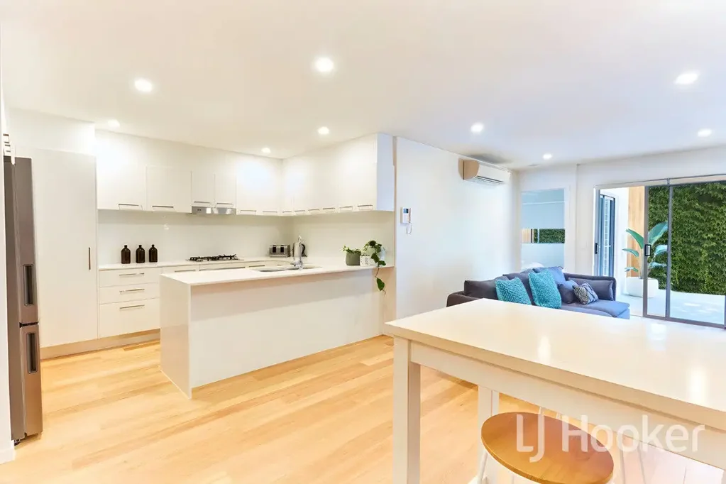 12/13 Fenton Street, Fairfield, QLD 4103