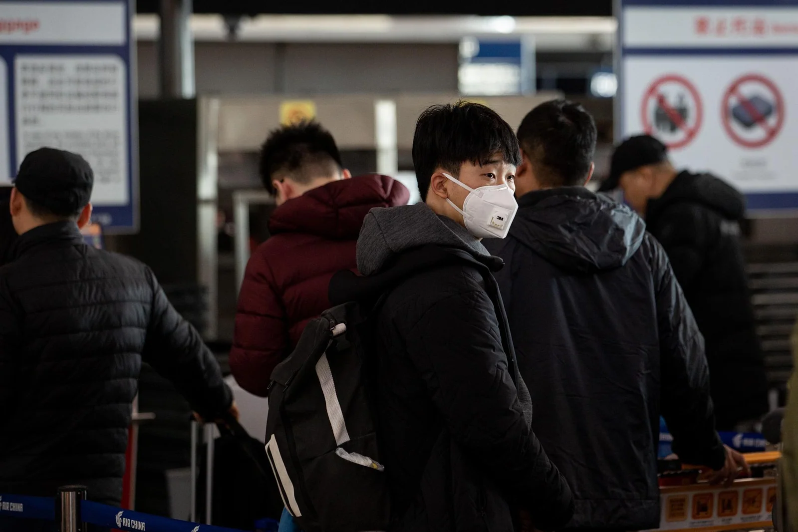 澳大利亚留学生：机场有人宁愿放弃绿卡也要回国