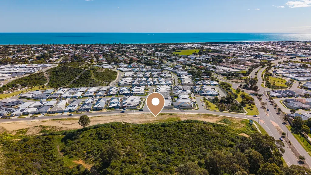 Golden Bay A Rare 2,000 sqm Lifestyle Block in a Beachside Location