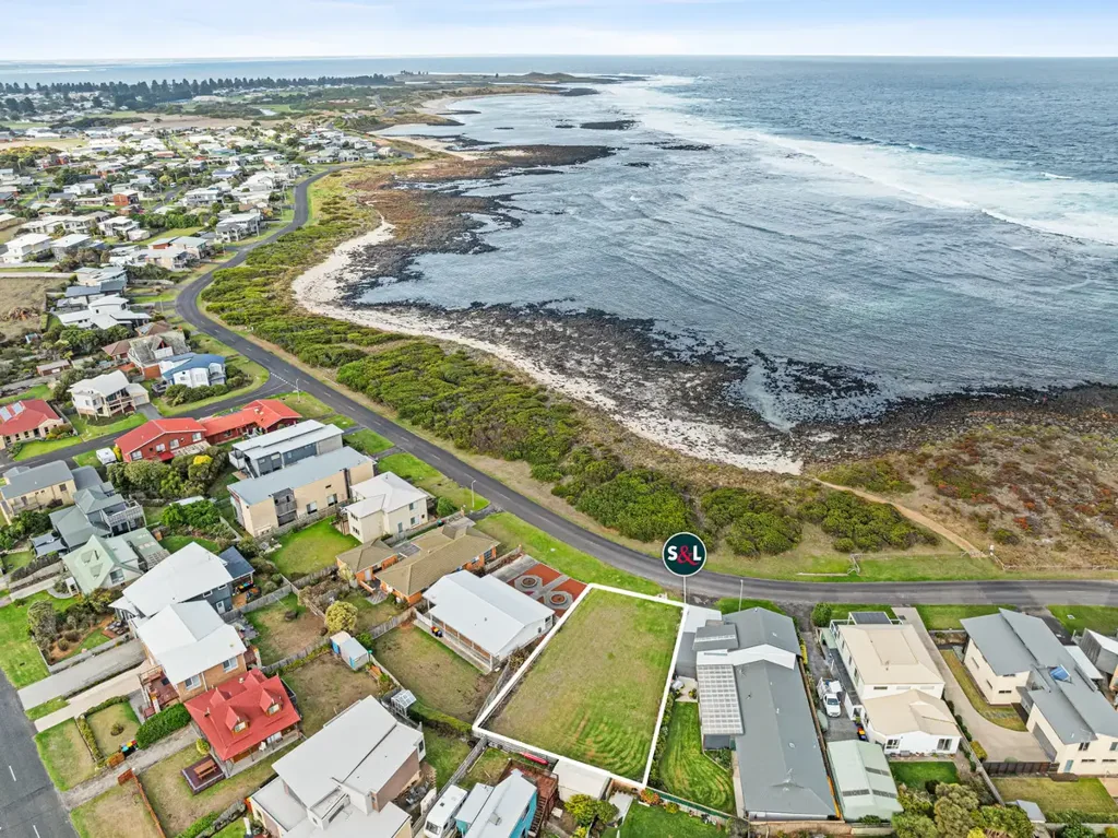 Port Fairy One of the last !