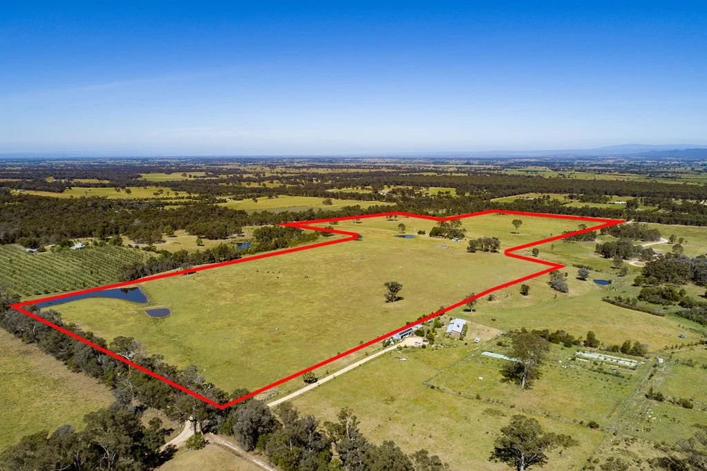 Briagolong Charming Acreage Retreat in Briagolong