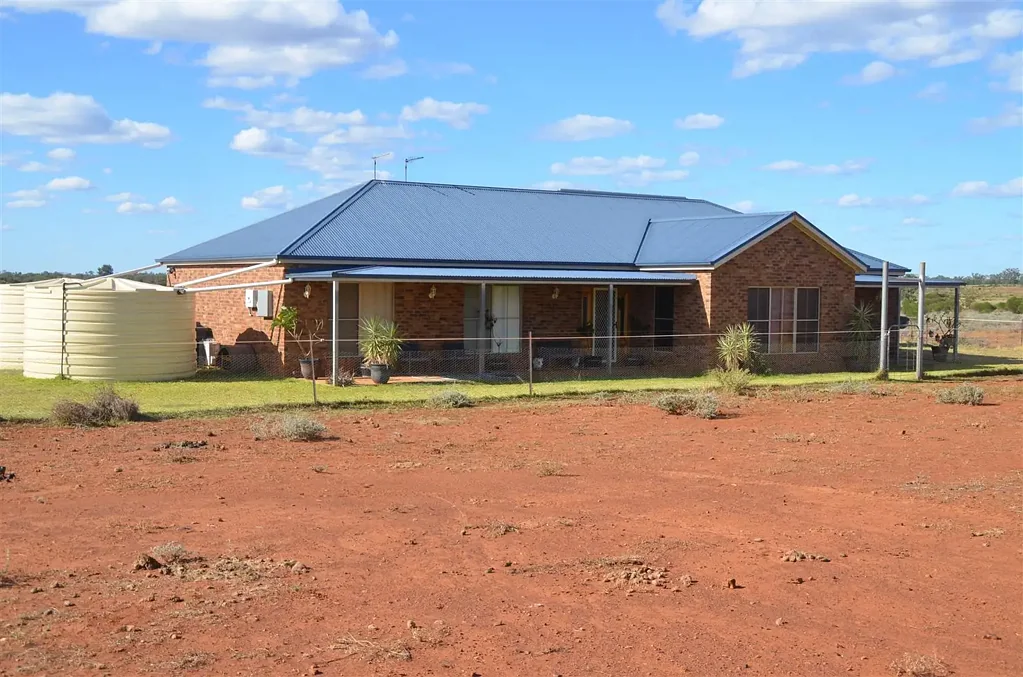 Cobar 'Maryantha East' - Cobar's Finest Rural Living!
