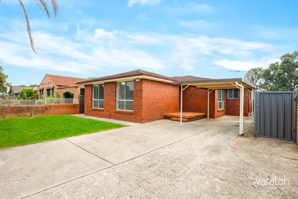 4 Bedroom house freshly painted in an ideal location!