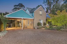 2 Ironbark Close, Buninyong