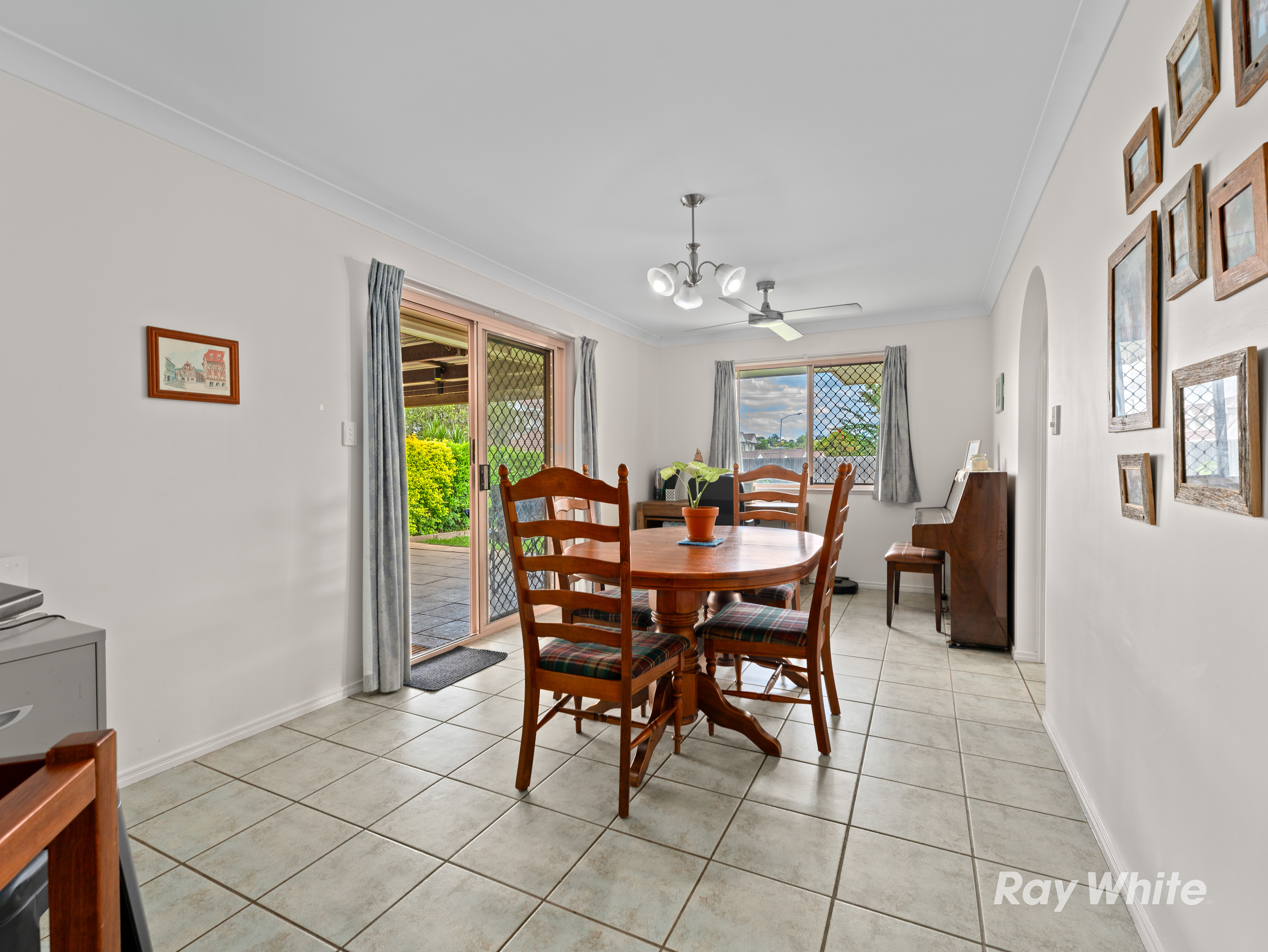 18 PALM AV, RACEVIEW QLD 4305, 0部屋, 0バスルーム, House