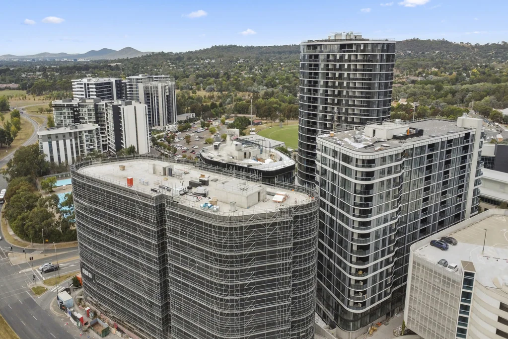 Phillip 1Moenga WELCOME TO WOVA - LARGEST ONE BEDROOM, GROUND FLOOR APARTMENT AVAILABLE