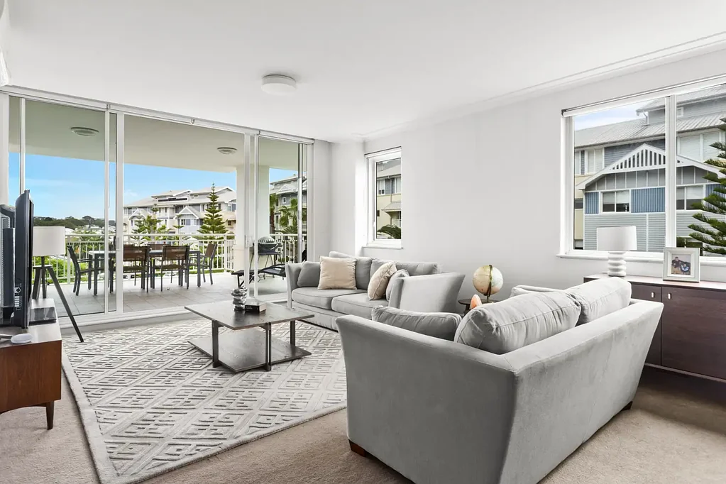 303/2 Rosewater Circuit, Breakfast Point, NSW 2137