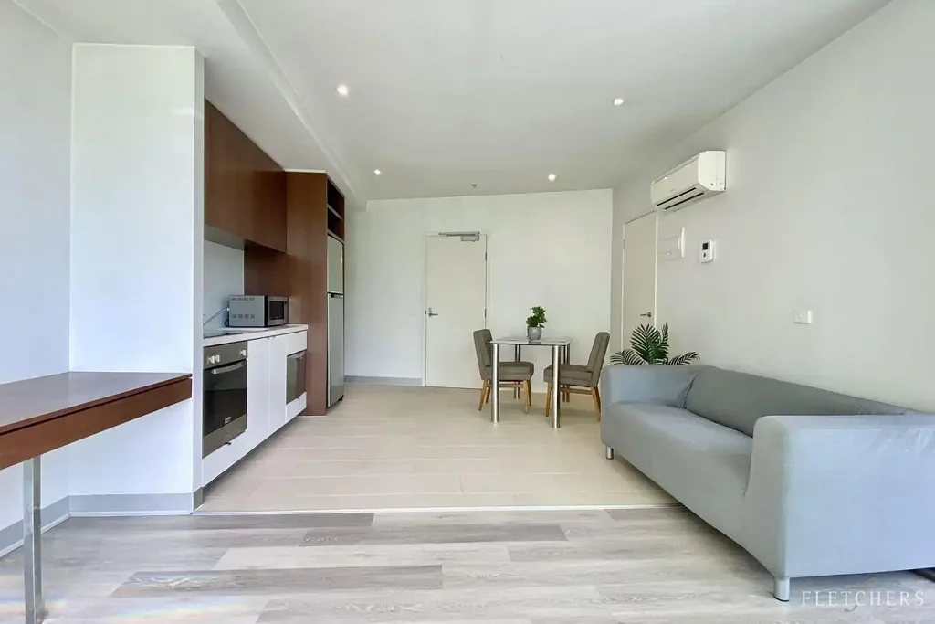 Melbourne 1Phòng ngủ Stylish CBD Living | 1 Bedroom with Balcony & Views | Strong Rental Return