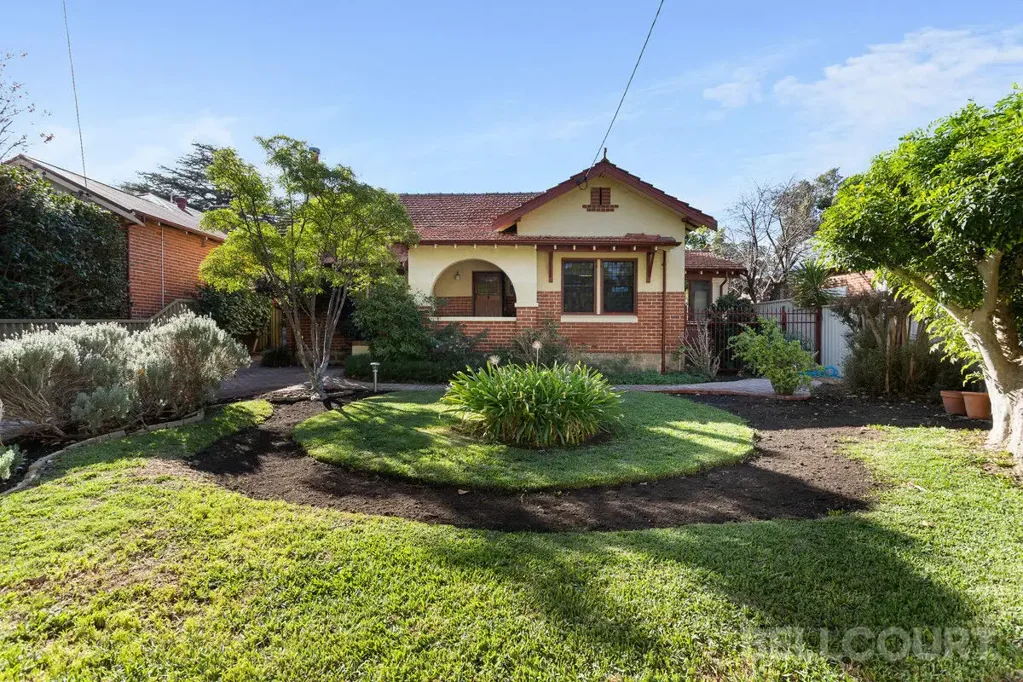 Guildford 4Phòng ngủ 1920’s HISTORIC HOME CELEBRATES 100 YEARS OF HISTORY