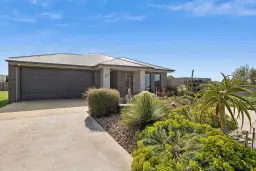 27 Cranberry Way, Torquay