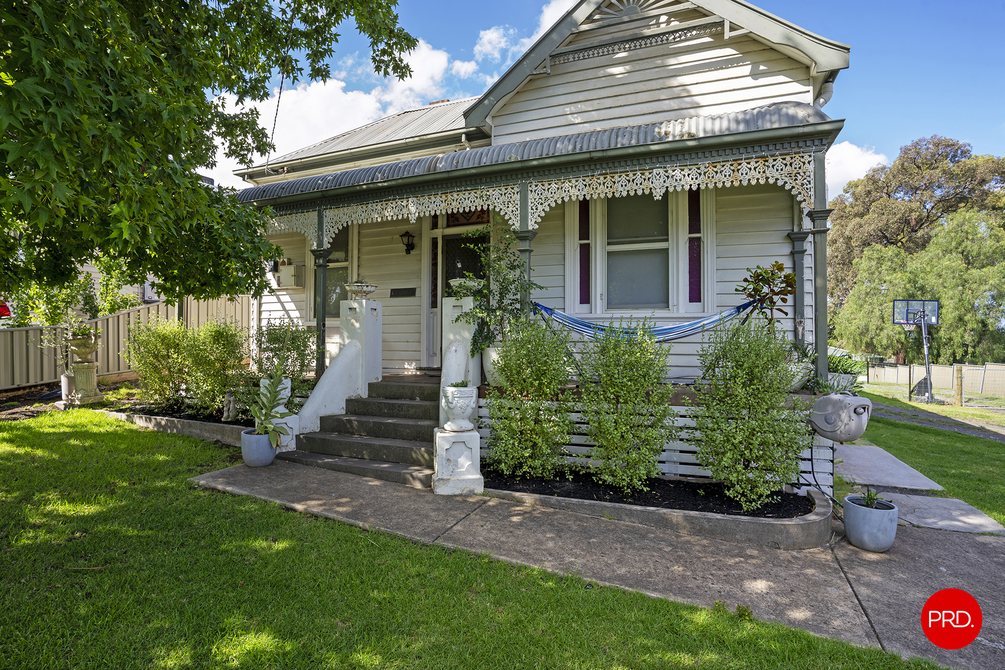 49 RUSSELL ST, QUARRY HILL VIC 3550, 0部屋, 0バスルーム, House