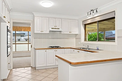 5 Gallagher Place, Orange, NSW 2800, 4 slaapkamers, 2 badkamers, House
