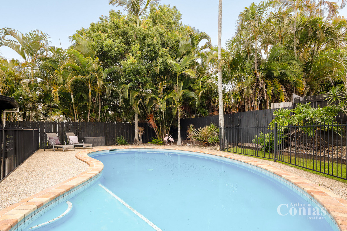 23 FURLONG ST, INDOOROOPILLY QLD 4068, 0 habitaciones, 0 baños, House