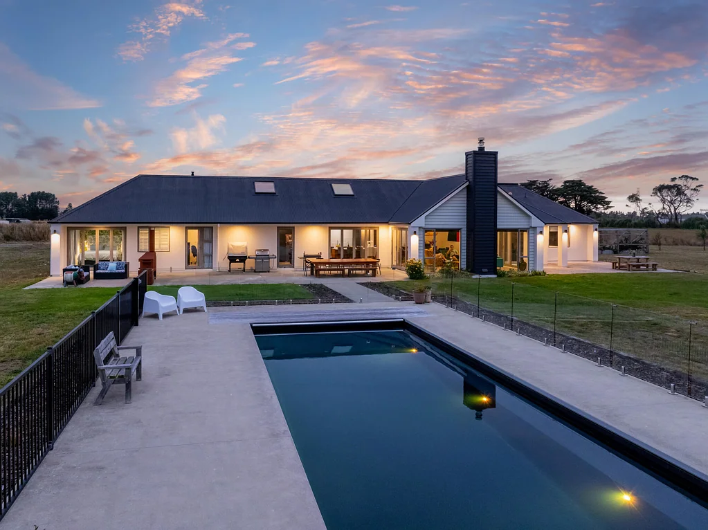 Greytown 4ห้องนอน Where Modern Luxury Meets Rural Beauty