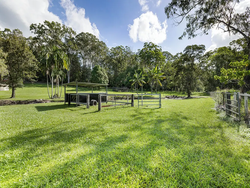 Palmwoods 4房  Exceptional 14.7 Acre Lifestyle Property with Endless Potential