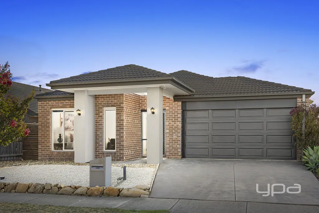 20 Whitecaps Avenue, Point Cook, VIC 3030