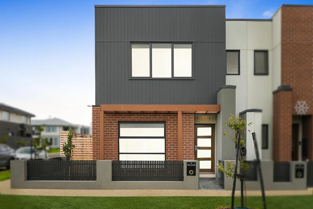 Wyndham Vale 4कमरा One Part Contract Ideal for SMSF !!!​