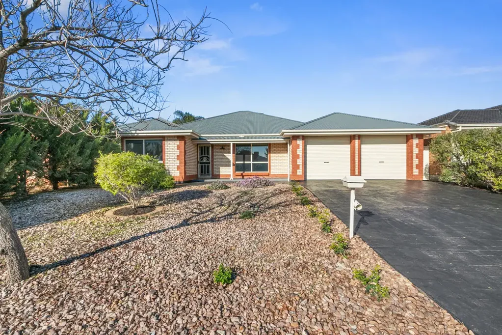 13 Strathmore Avenue, Smithfield, SA 5114