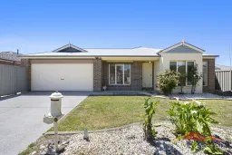 4 Manna Boulevard, Delacombe