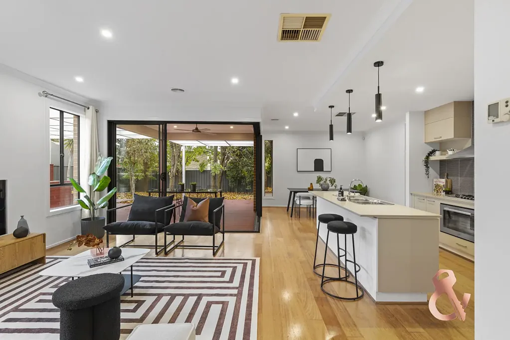 Mernda 4Kwarto EX DISPLAY HOME REFRESHED AND READY!