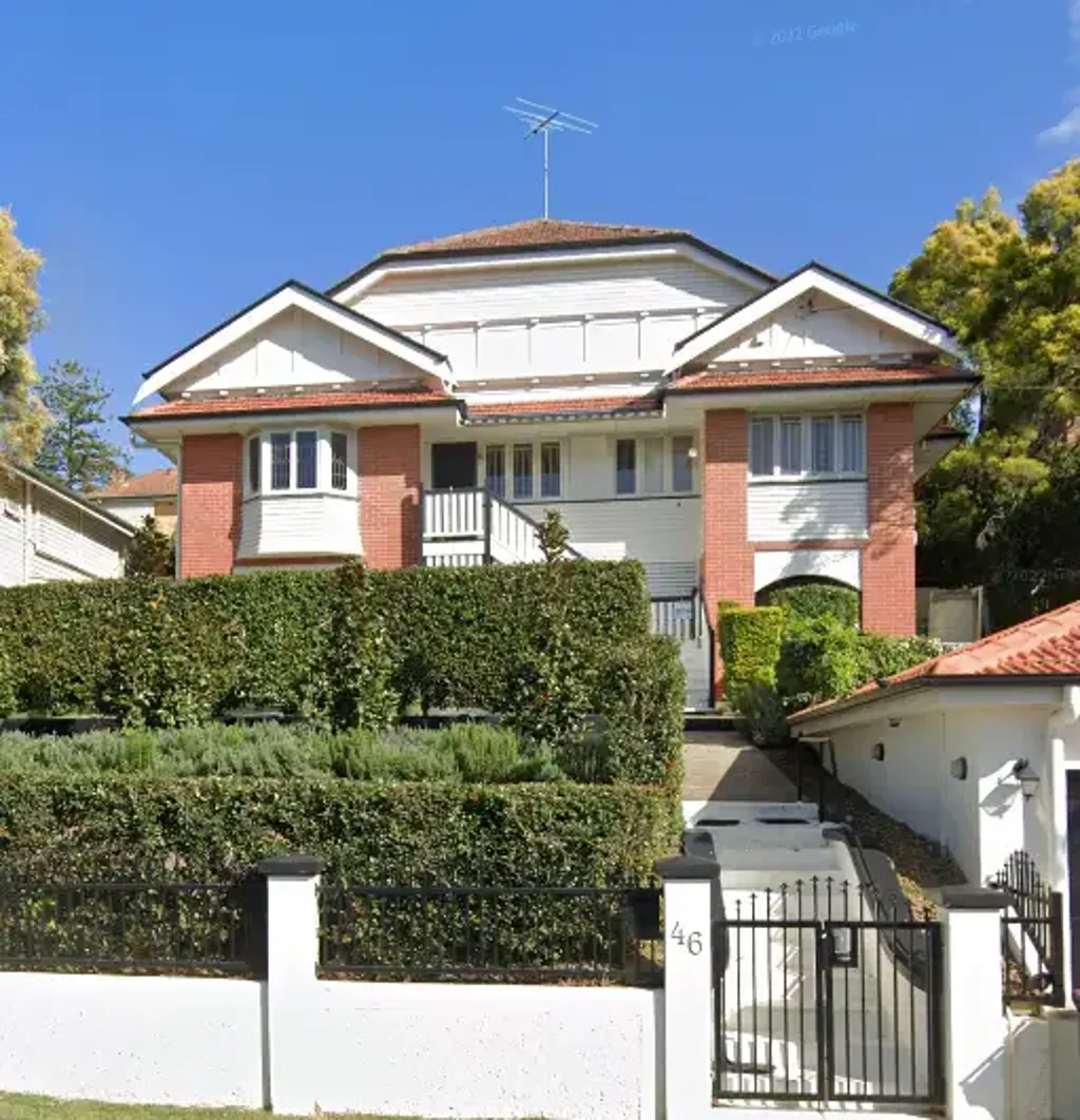 Clayfield 5 Bedroom Timeless Elegance