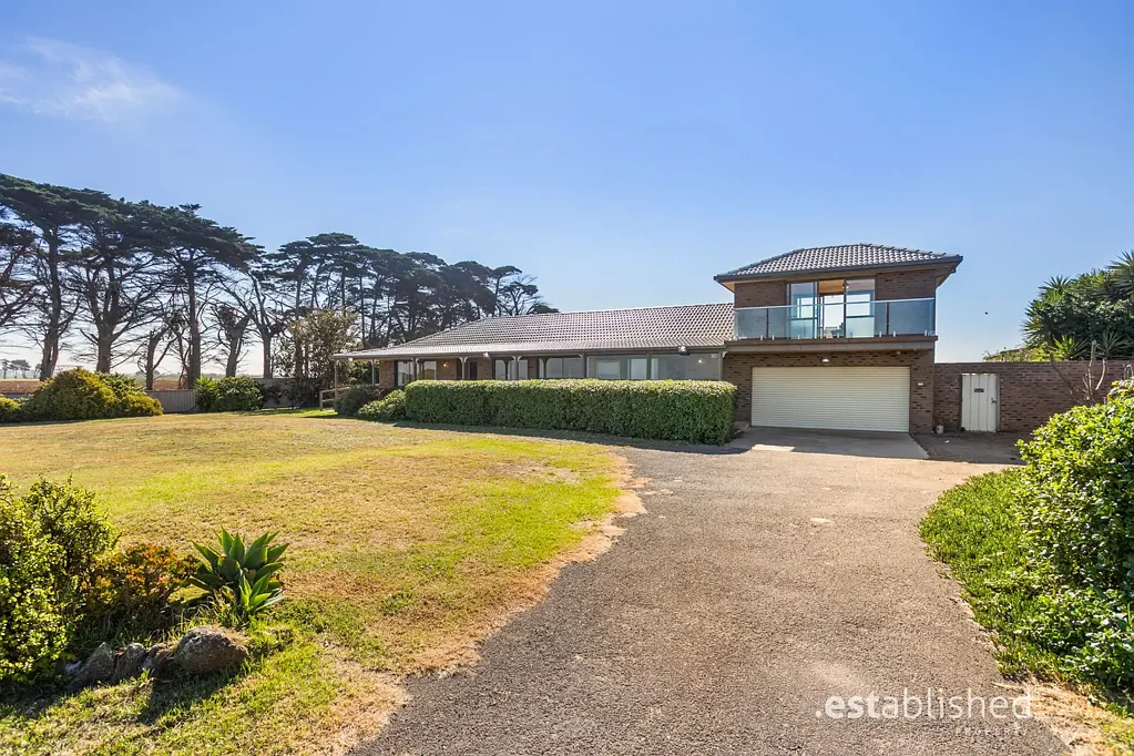 Werribee South 3Habitaciones Wake Up to the Sound of Nature’s Music – An acre of rare Coastal Sanctuary on Melbourne’s Doorstep