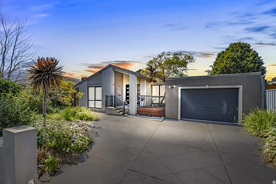 Epping 3침실 A Striking First Impression For The Family Buyer