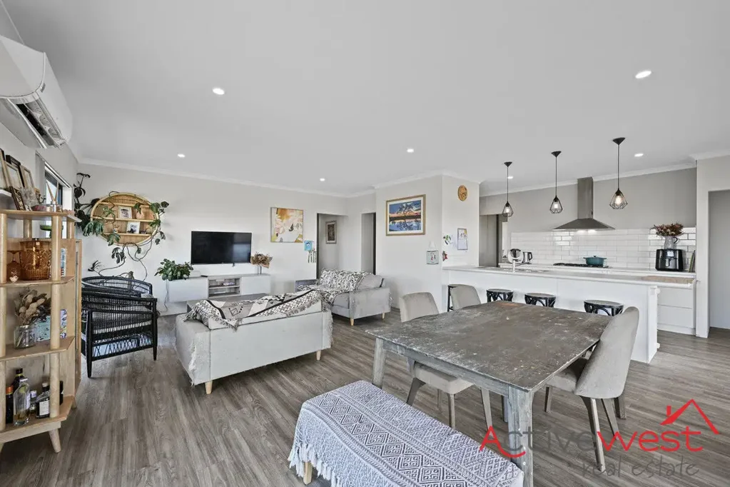 Waggrakine 4房  Family Living with Space for Everyone!
