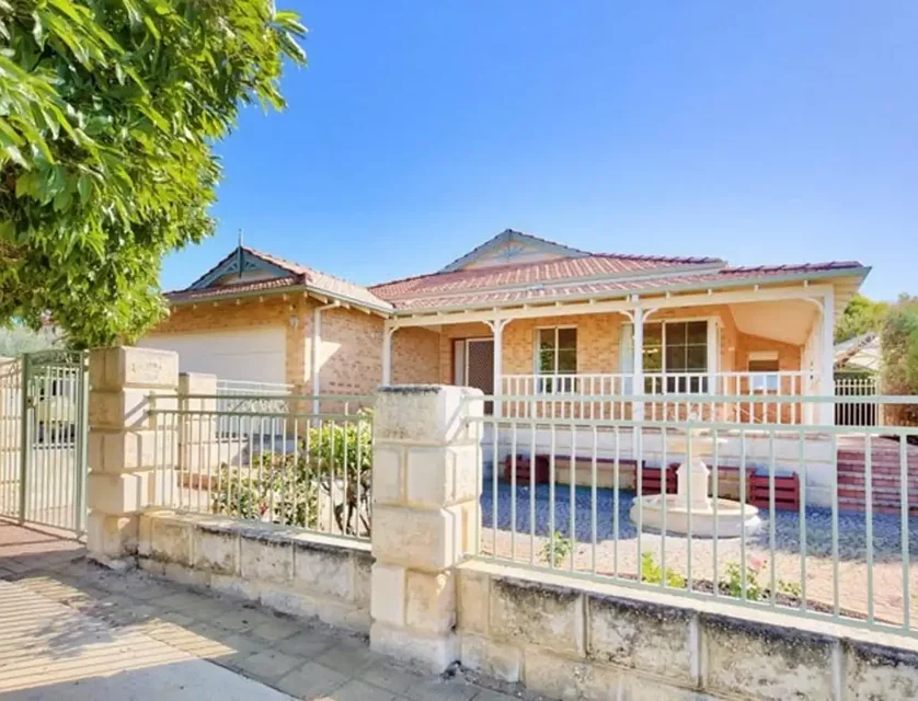 49 Tuart Street, Yokine, North East Perth, 4 ਕਮਰੇ, 2 ਬਾਥਰੂਮ, House