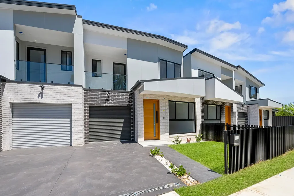 4/113-115 Willan Drive, Cartwright, NSW 2168
