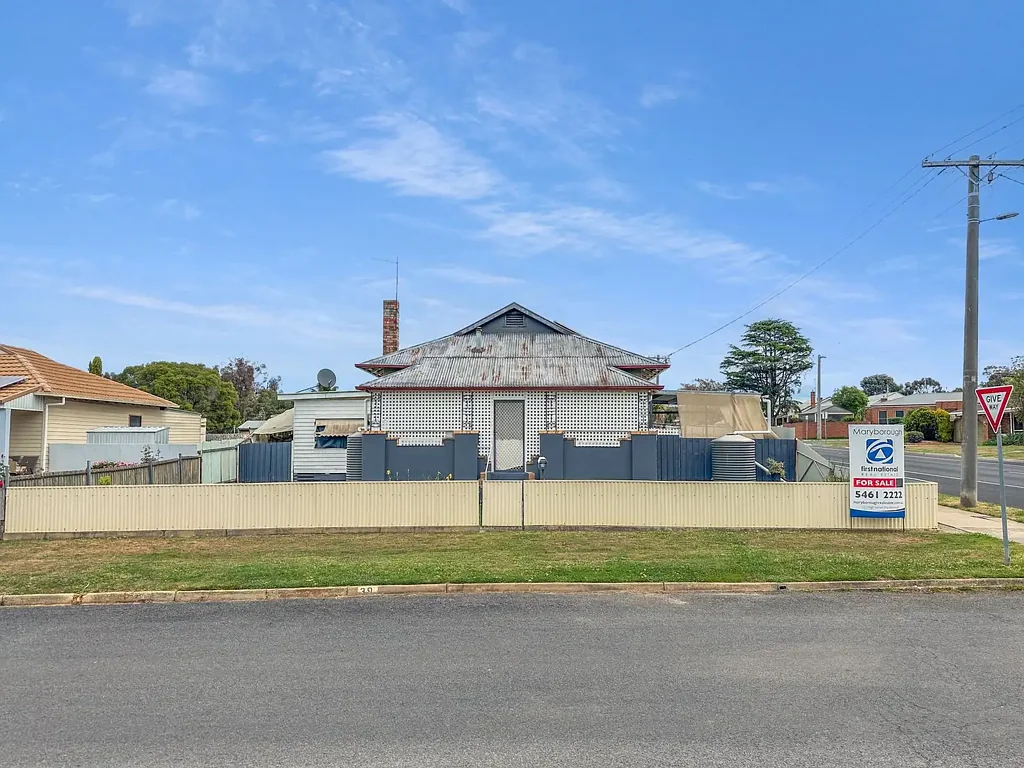 39 Peel Street, Maryborough, VIC 3465