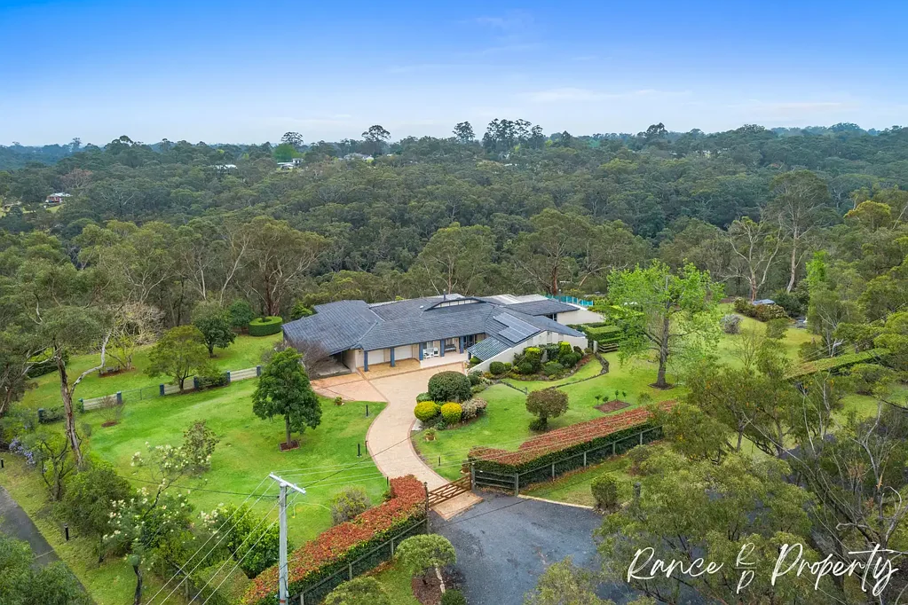 Kenthurst 5બેડરૂમ OPEN HOME THIS SATURDAY 3RD OF OCTOBER AT 12:00 - 12:45PM