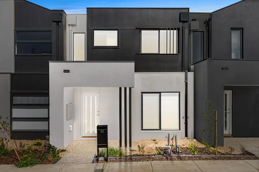 Wyndham Vale 4침실 Low-Maintenance Living in a Prime Location