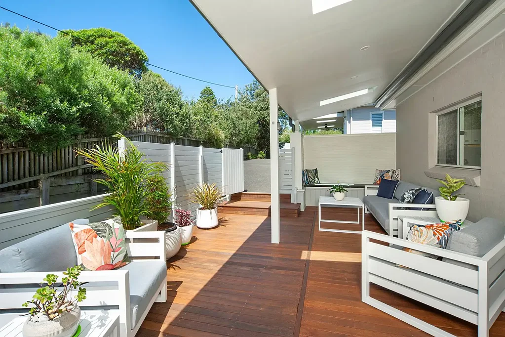 Werri Beach 3Moenga Sun. Surf. Sophistication. Your Werri Beach lifestyle awaits!