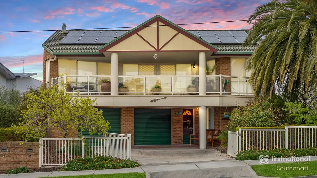 Inverloch 4房  Two-Level Home with Dual Living Potential