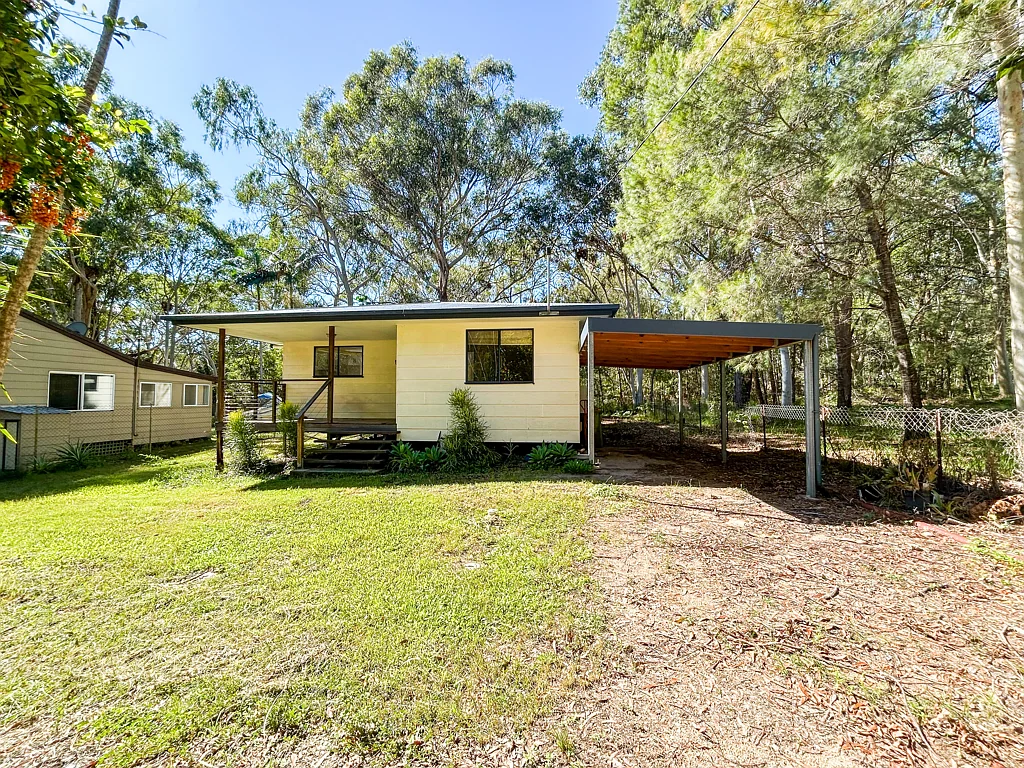 Russell Island 2ห้องนอน Island Charm on Coombah Drive!