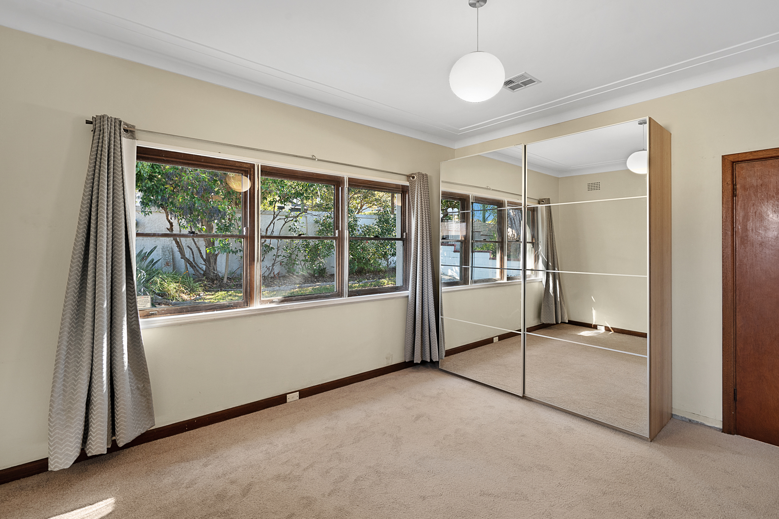 193 EASTERN VALLEY WAY, MIDDLE COVE NSW 2068, 0 habitaciones, 0 baños, House