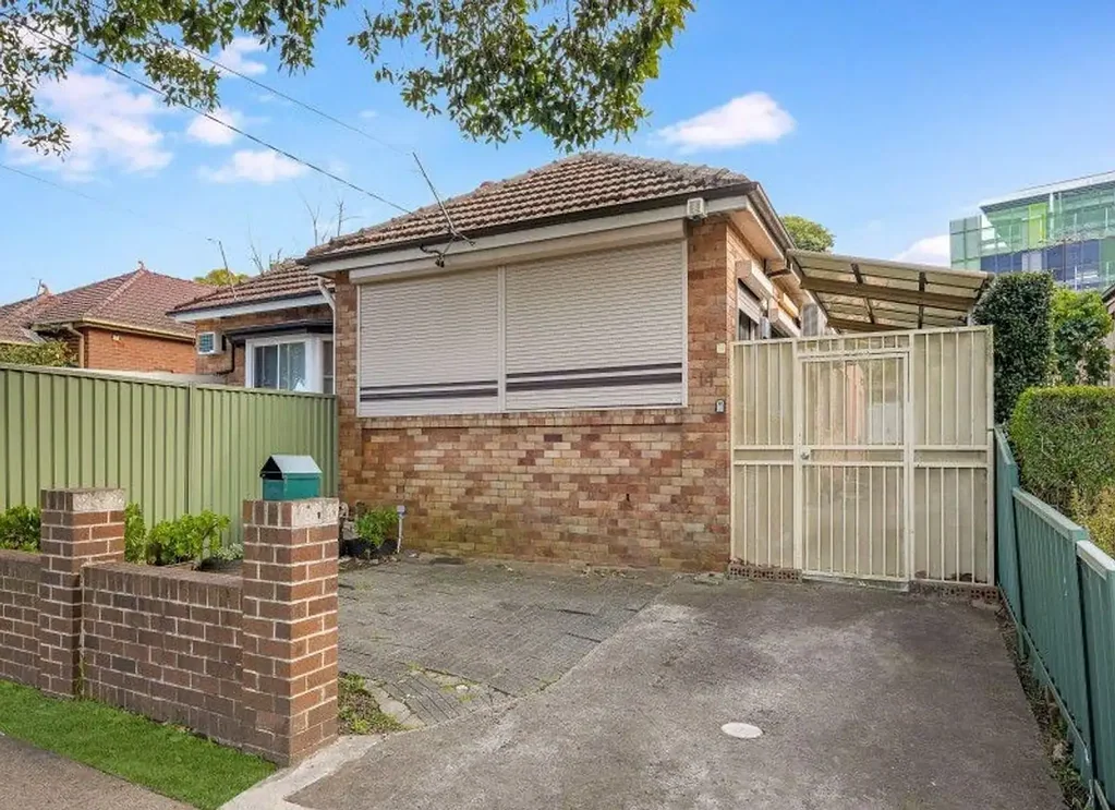 14 Edgbaston Road, Beverly Hills, NSW 2209