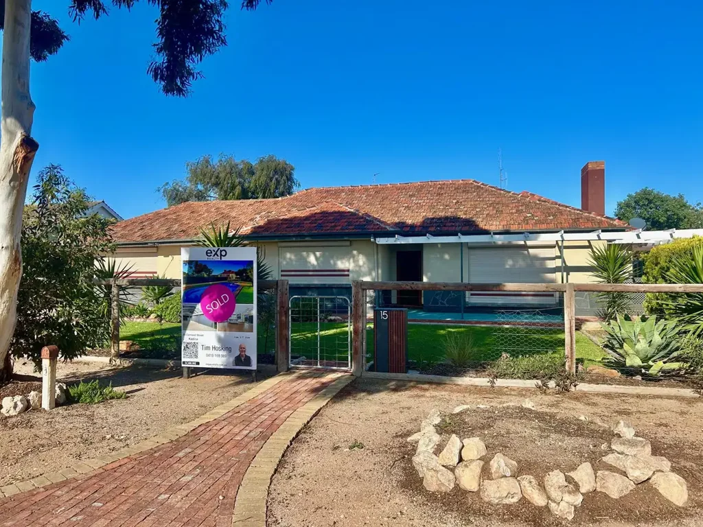 Kadina 3房  Charming 1959 Home with Pool & Alfresco Living – Kadina